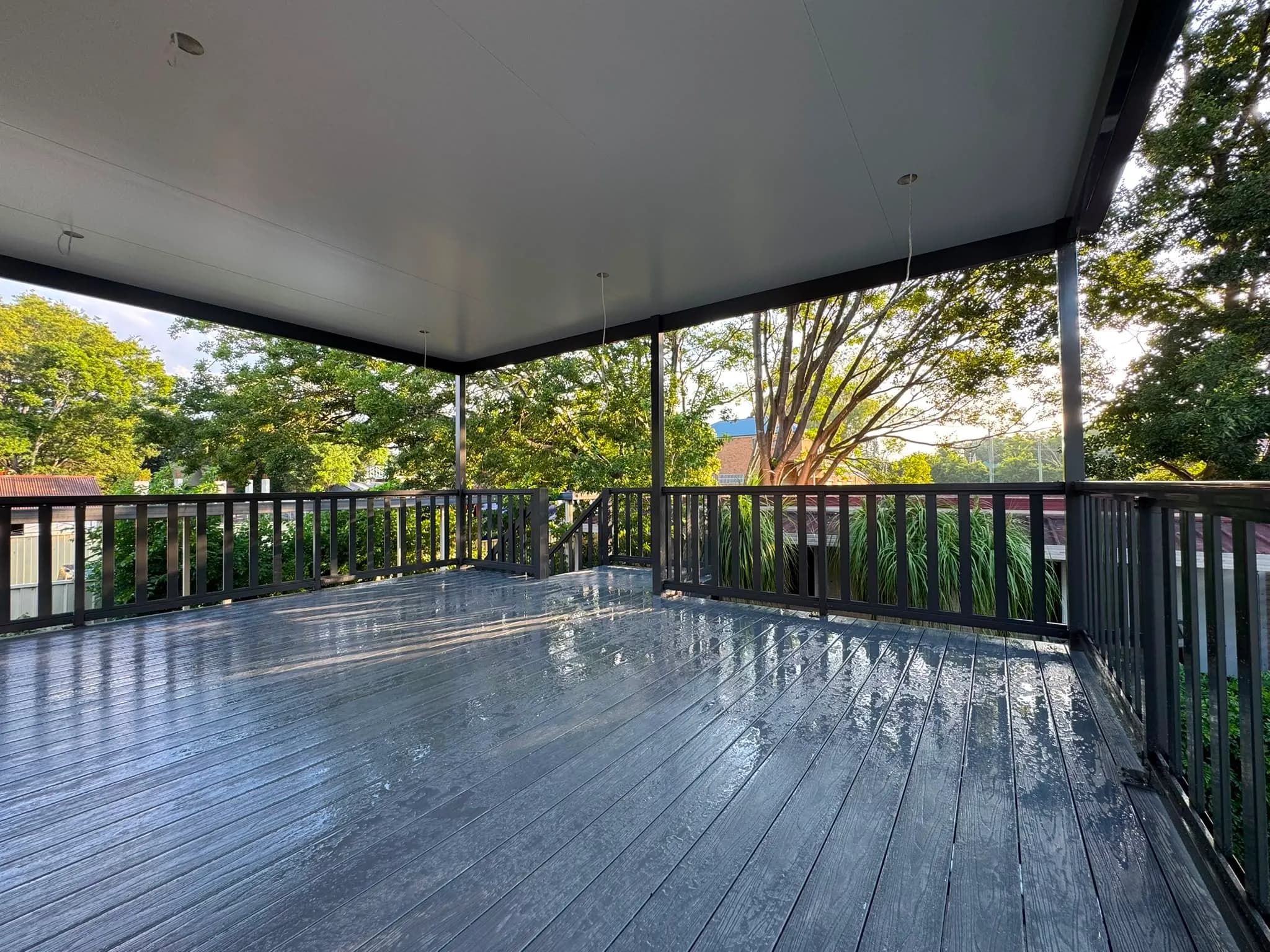Covered outdoor entertaining area